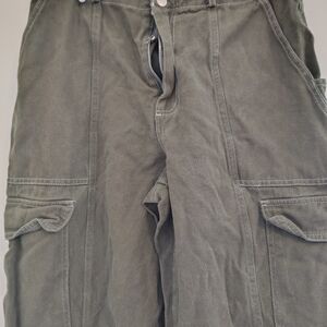 Olive Cargo Pants Sz. L